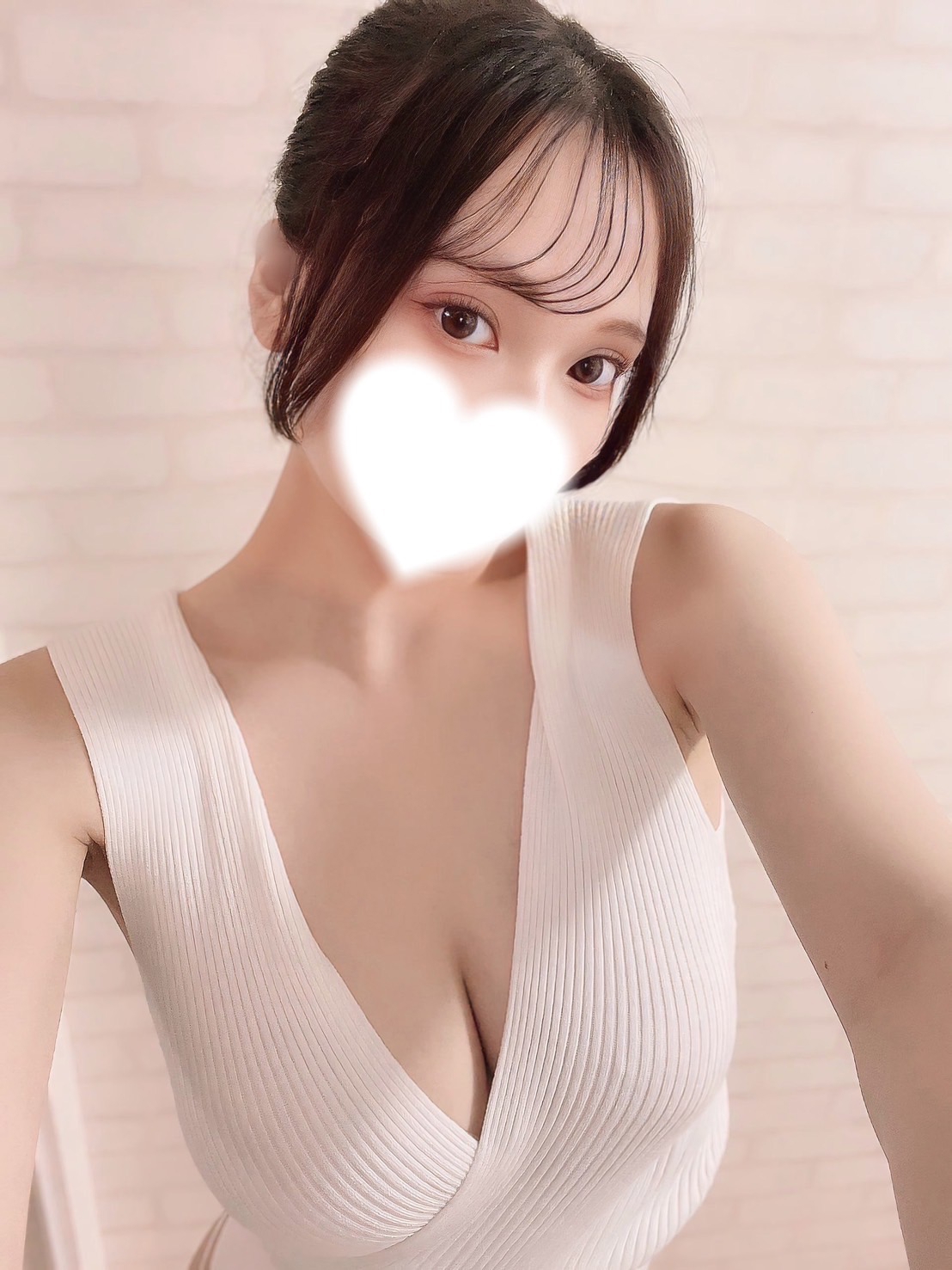🌸キレかわGカップスレンダー美女♡胡桃みなみ🌸5/16デビュー🌟